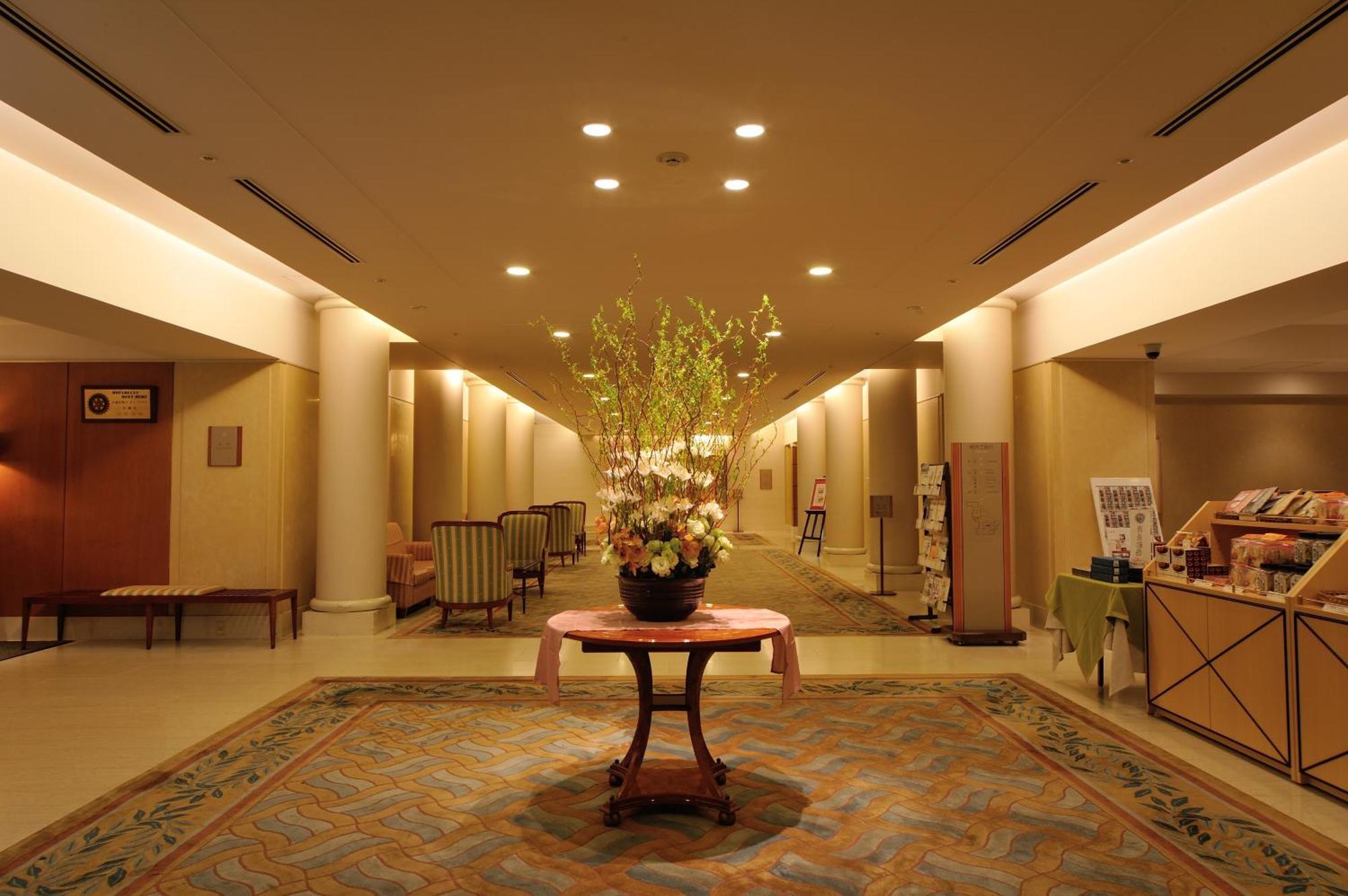 Hiroshima Airport Hotel Міхара Екстер'єр фото