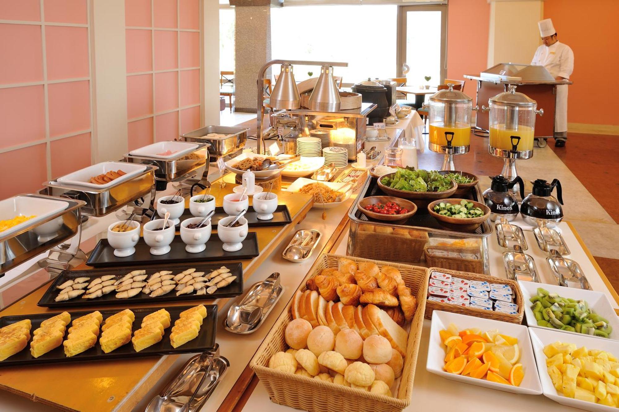 Hiroshima Airport Hotel Міхара Екстер'єр фото