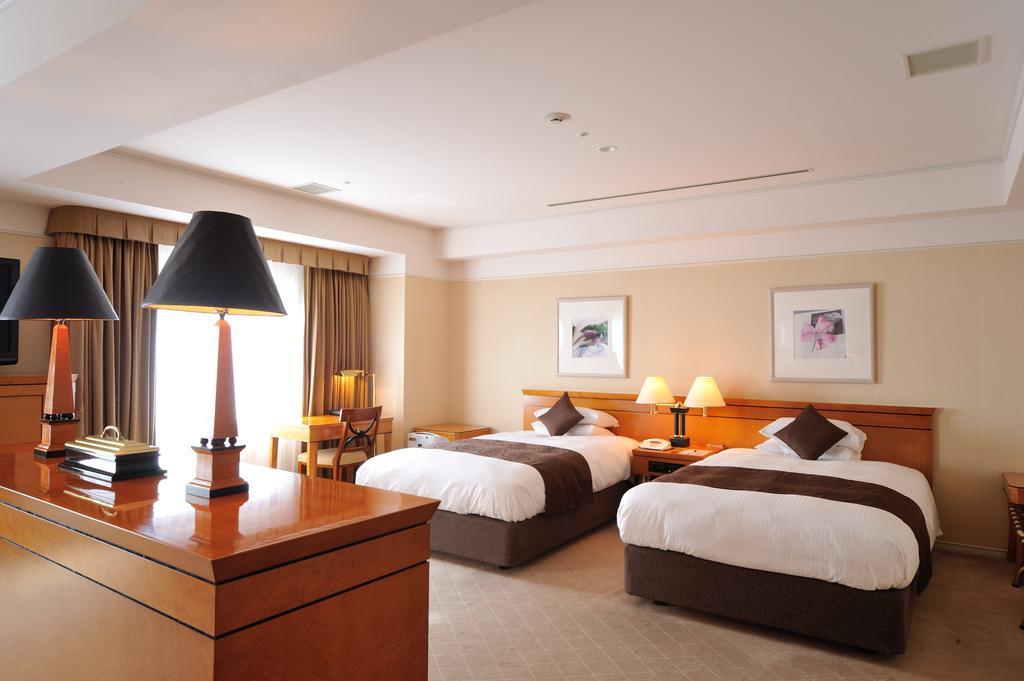 Hiroshima Airport Hotel Міхара Екстер'єр фото